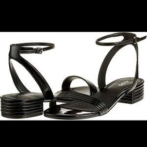 ALDO IZZIE Black Ankle Strap Block Heel Flat Shoes Size 8.5 Womens